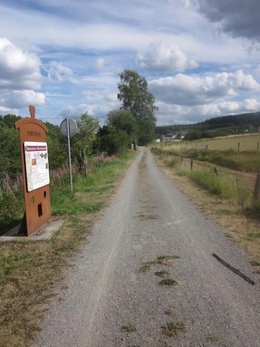 Chambres Au Calme En Ardenne Fauvillers Eksteriør billede